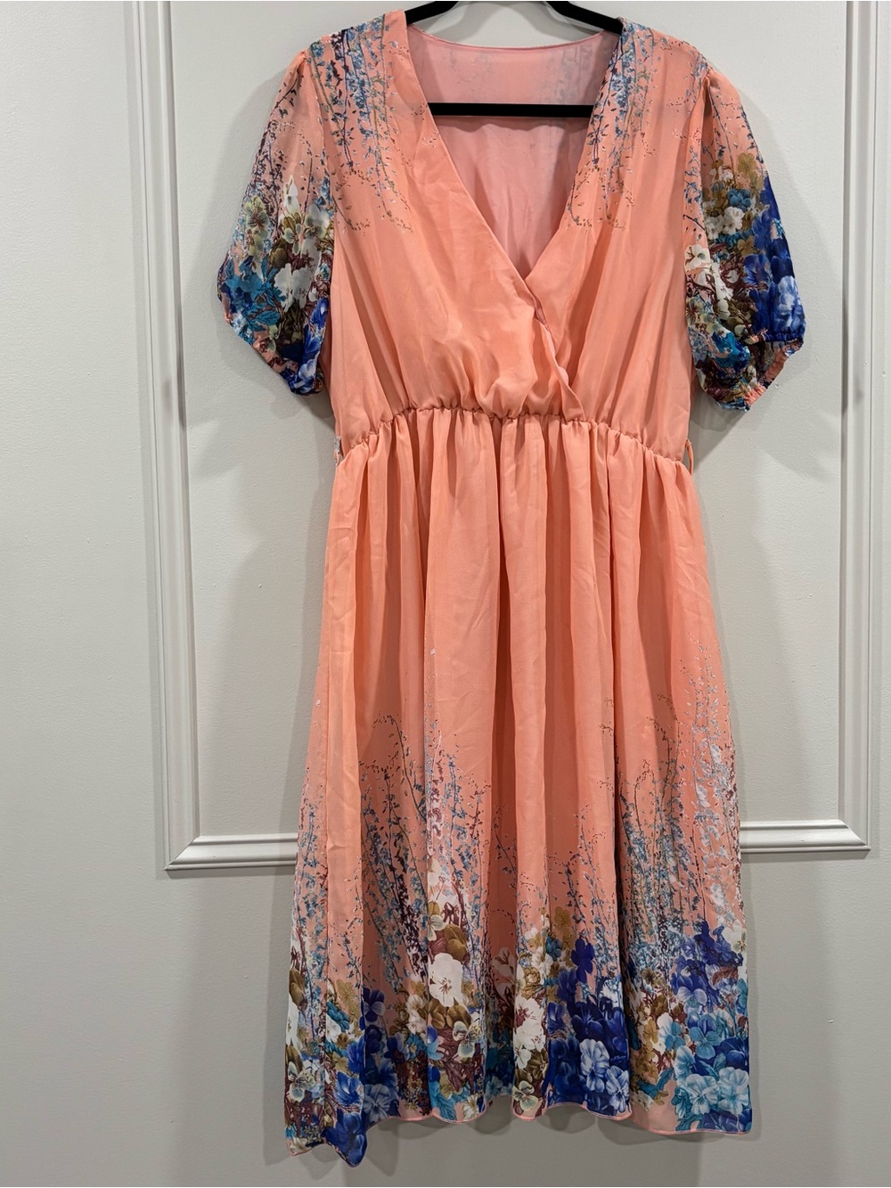 SHEIN Peach Floral Puff Sleeve V-Neck Dress
